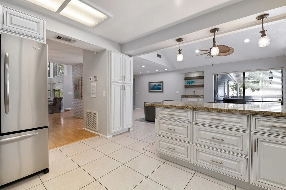 Private 4 Bedroom Pool Spa Home Located on Palma Sola Blvd 4 Home by Redawning