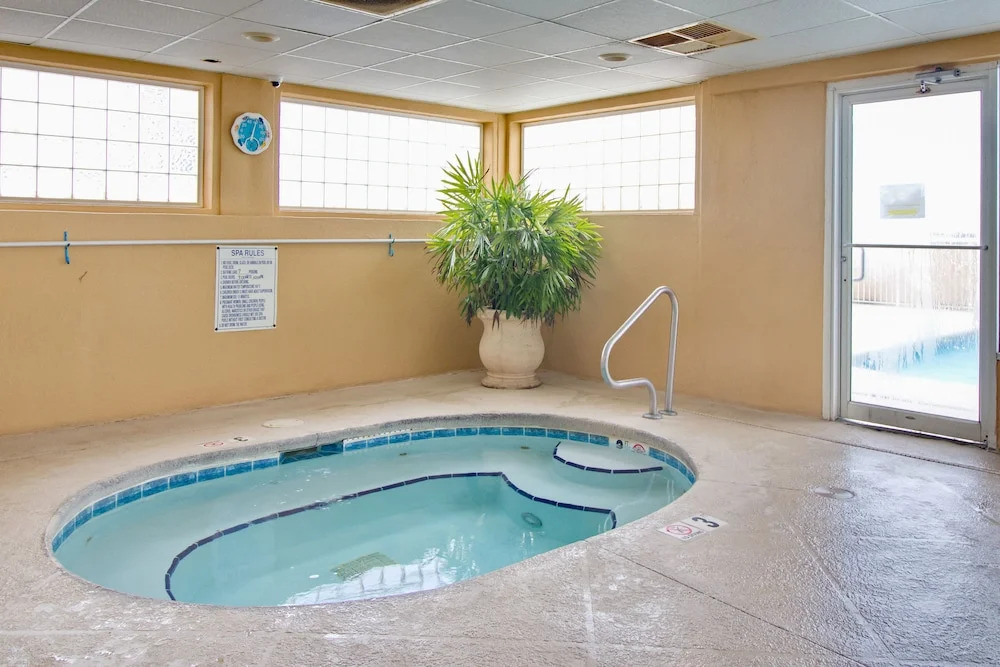561 East Beach Blvd Condo Unit 208 2 Bedrooms 2 Bathrooms Condo
