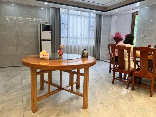 Xinhe Hot Spring Homestay
