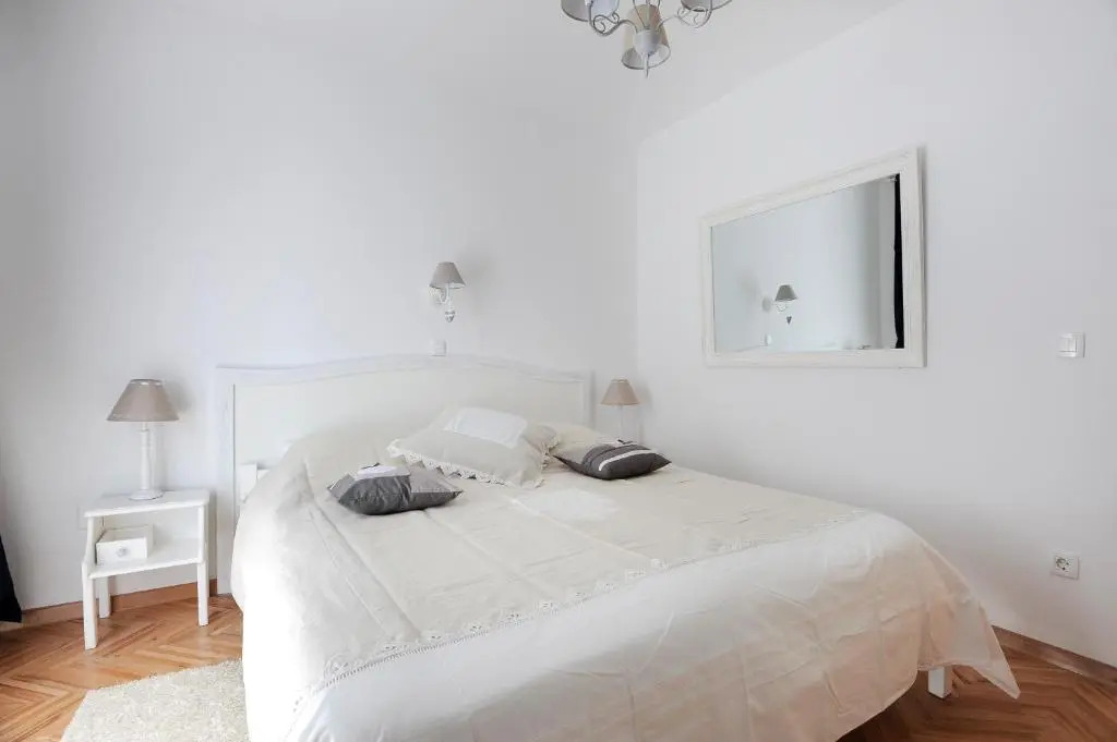 Tinel Rooms Old City Center