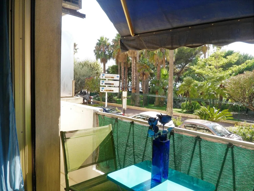 Apartment With one Bedroom in Cannes, With Wonderful City View, Furnis