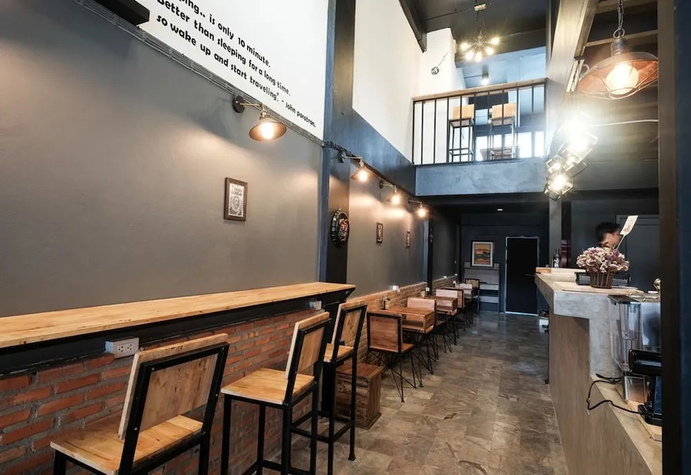 Znap's hostel and Café