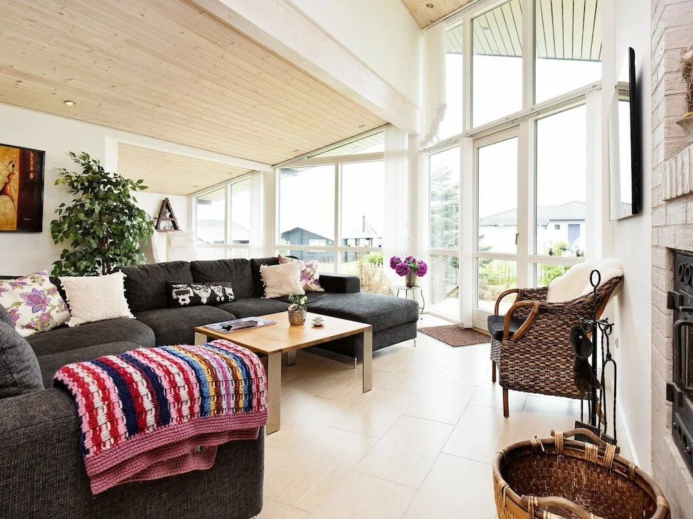 Boutique Holiday Home in Follonica With sea Beach Nearby