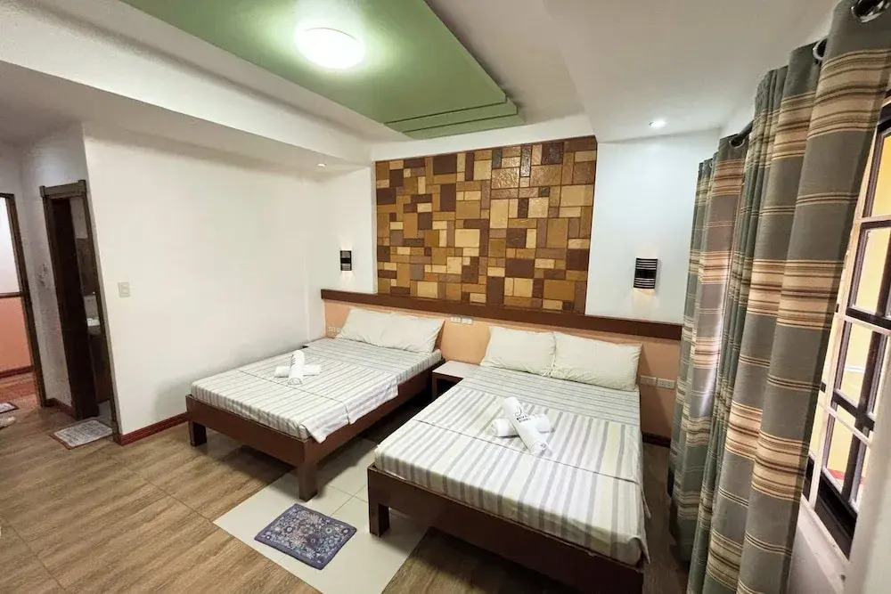 Sea Jewel Hotel Puerto Galera powered by Cocotel