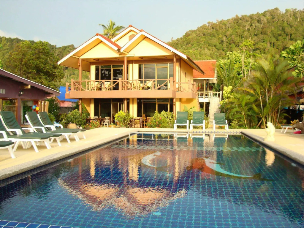 Lanta Garden Home