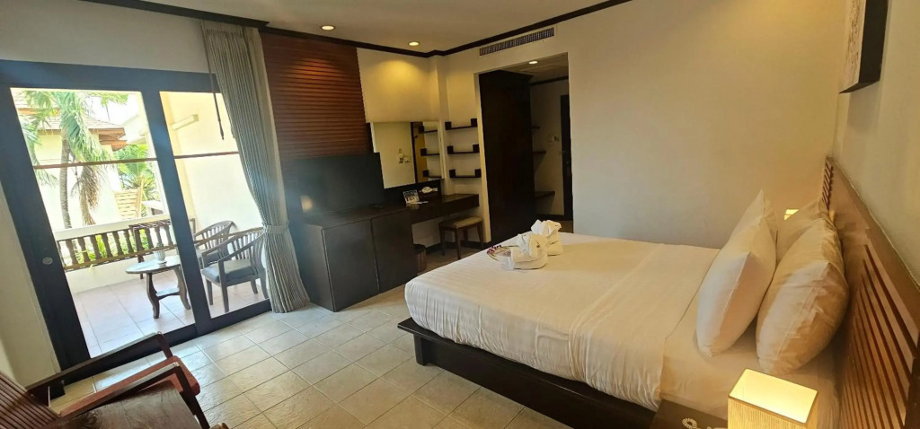 Thai House Beach Resort