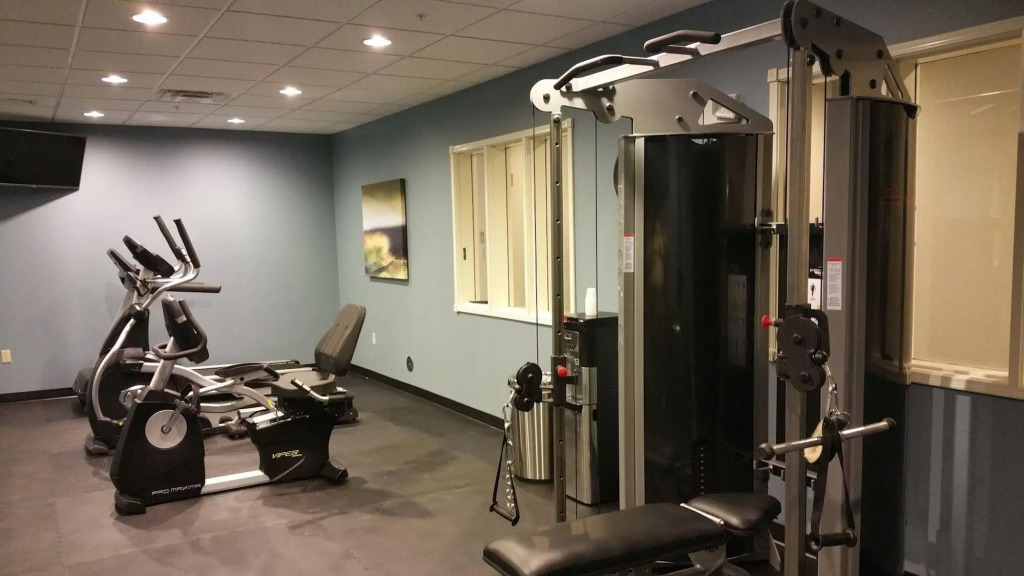Best Western Plus Boardman Inn & Suites