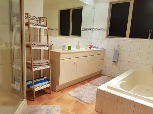 Makepeace Place Homestay