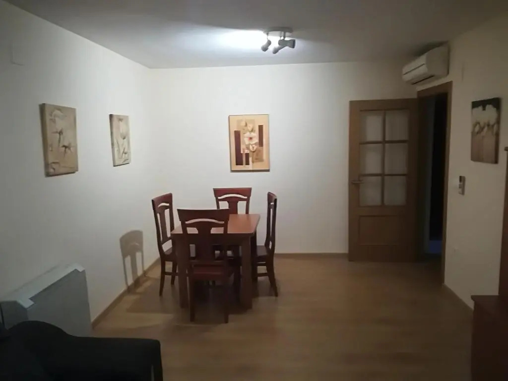 APARTAMENTO PERGAR I - 4 PERSONAS DESDE 35e-WIFI