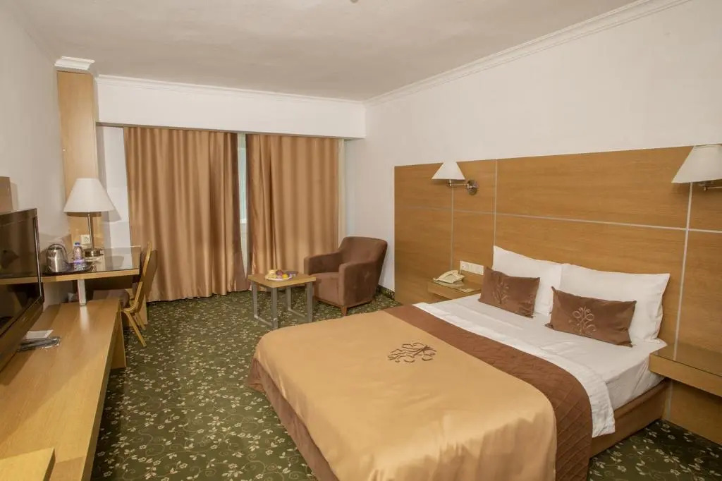 Grand Cali Hotel