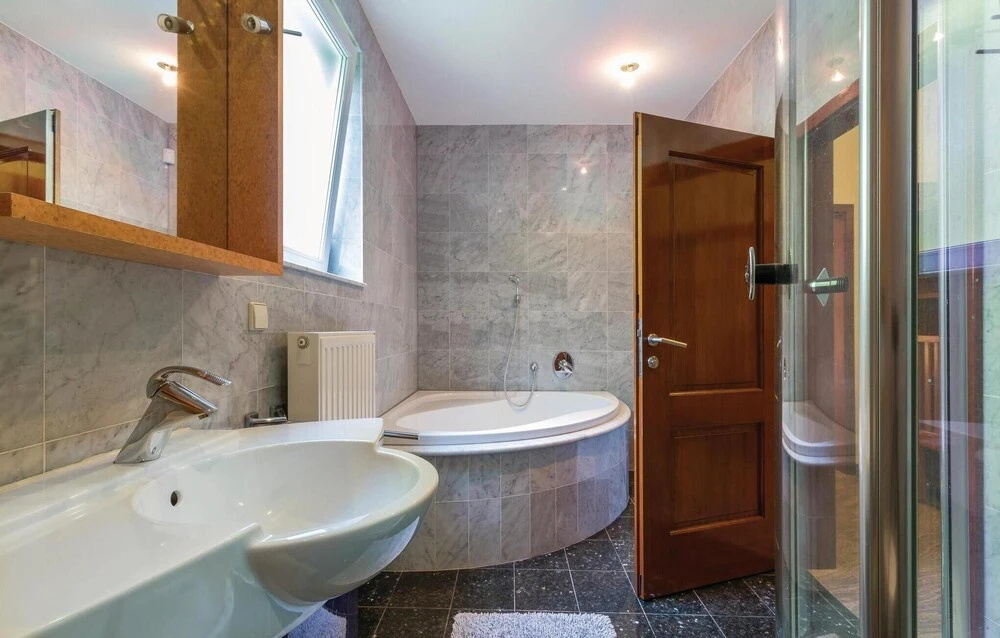 Stunning Home in Pula With Wifi and 3 Bedrooms