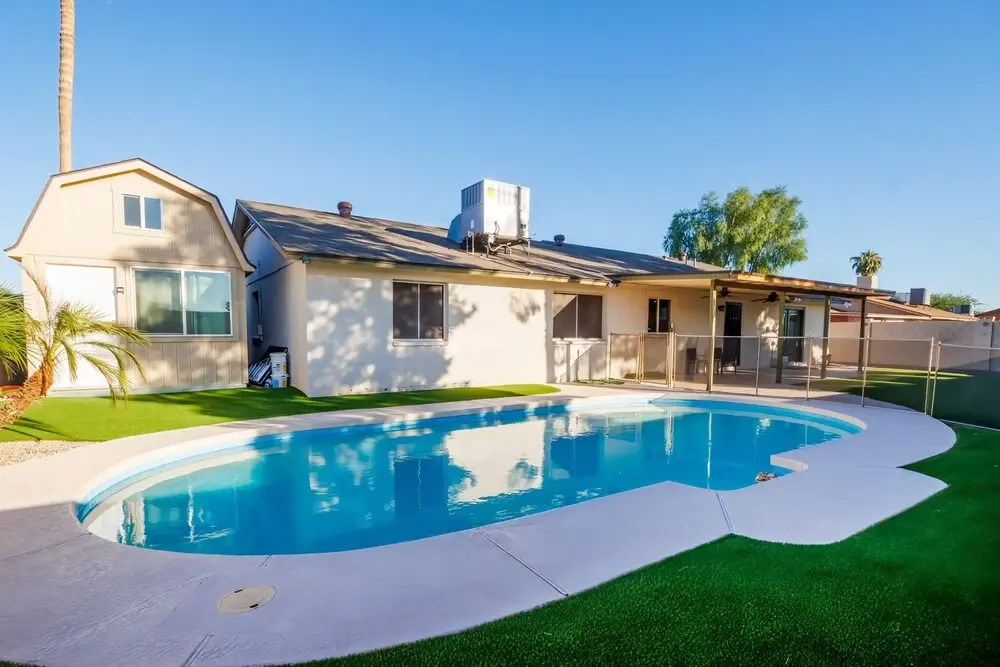 Beach Paradise 4 Bedroom Pool House