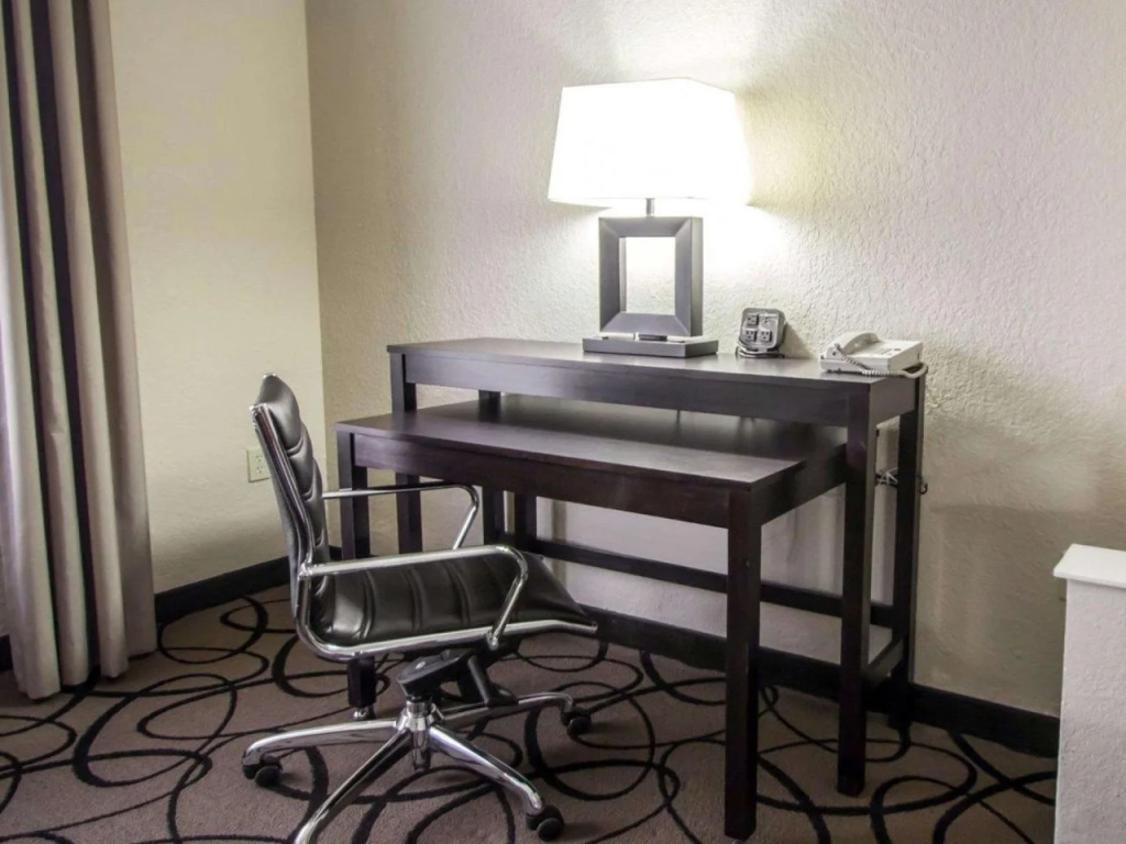 Best Western Plus Orlando East - UCF Area