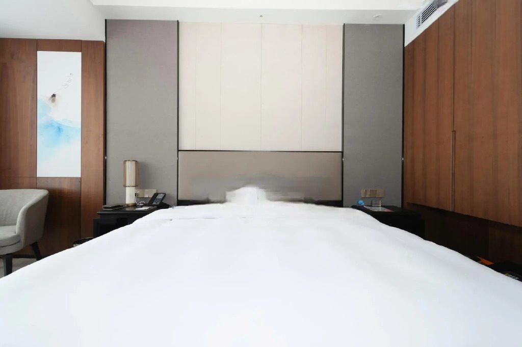 Kanglaibo International Hotel (Ganzhou Gan County)