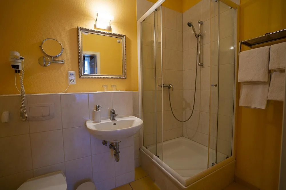 FewoZauber "Pension am Dom", Historische Apartments, Superzentral, 7min zum Schloss