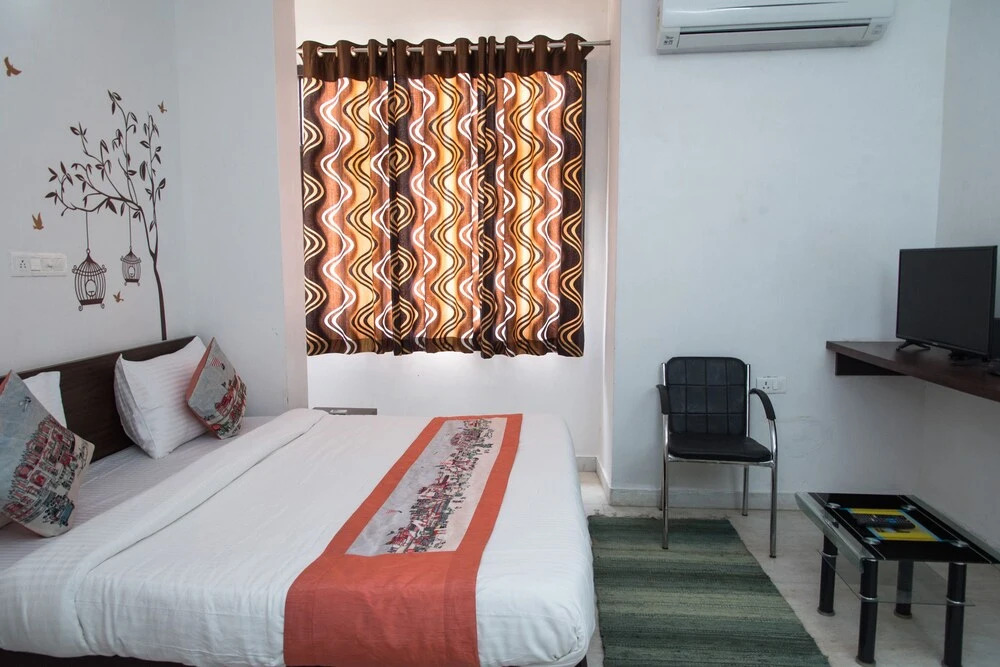 OYO 14118 Hotel Kalika Palace