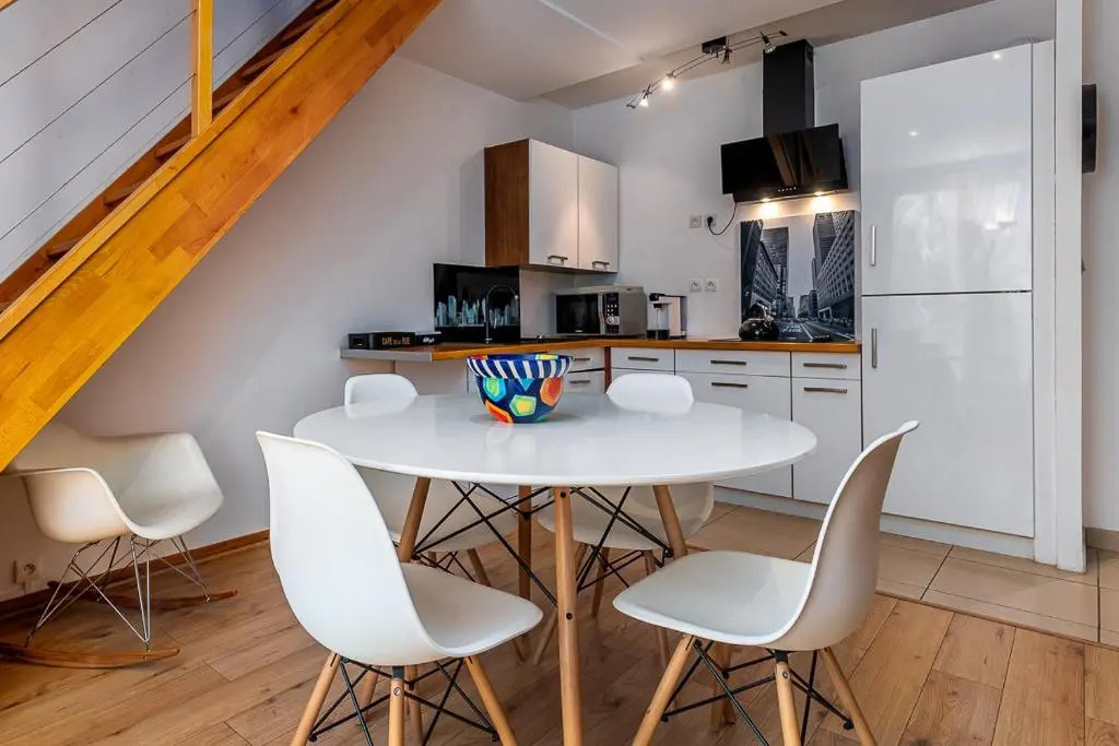 Paris Roissy CDG : Top Duplex - 3 Bedrooms