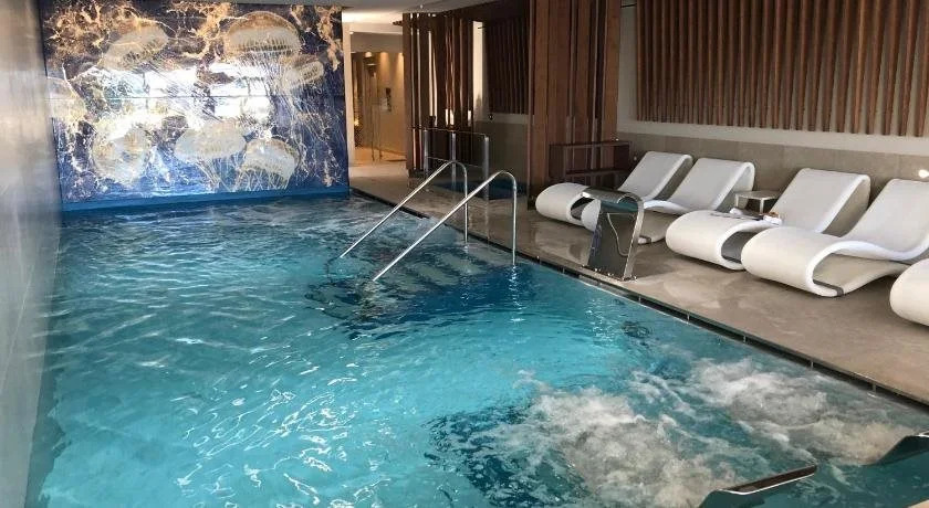 Majestic Beach Hotel & Wellness