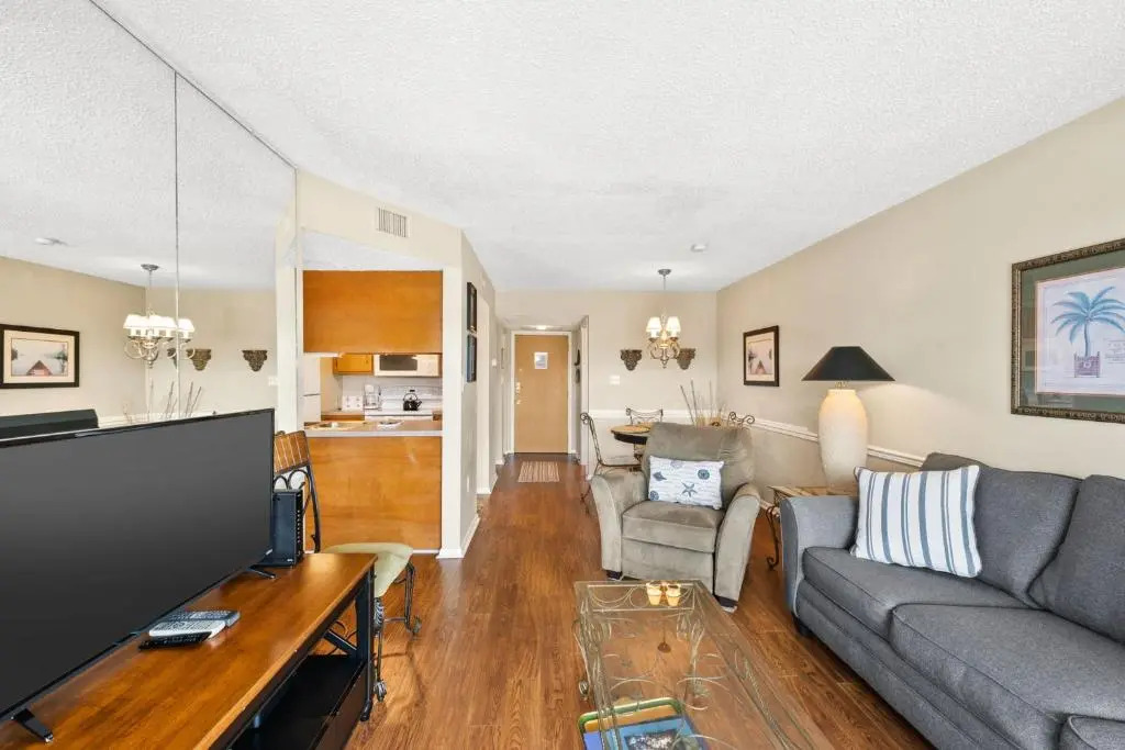 Sand Dollar Villas Unit 105 Down by the Sea
