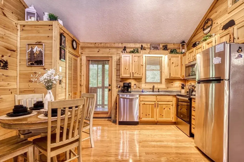 Er80 - Can't Bear To Leave 2 Bedroom Cabin