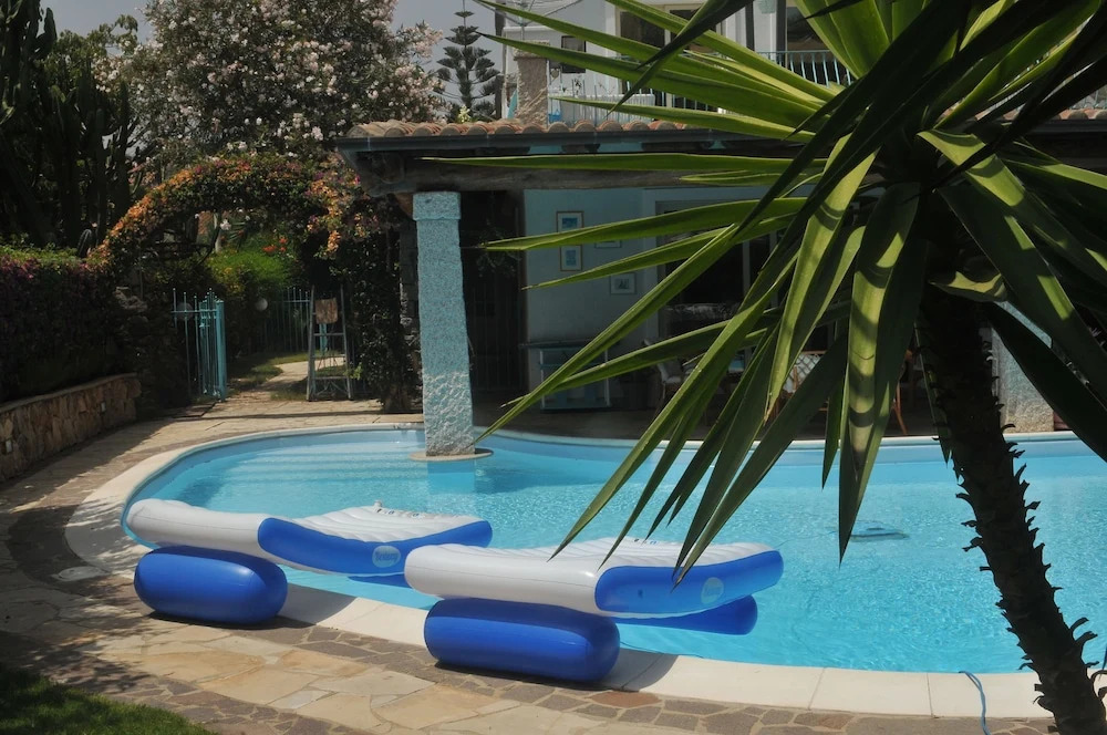 Very cozy, comfortable lanthana villa on 2 floors, independent