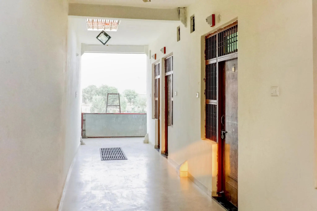 OYO 76423 Ashoka Hotel And Guest House