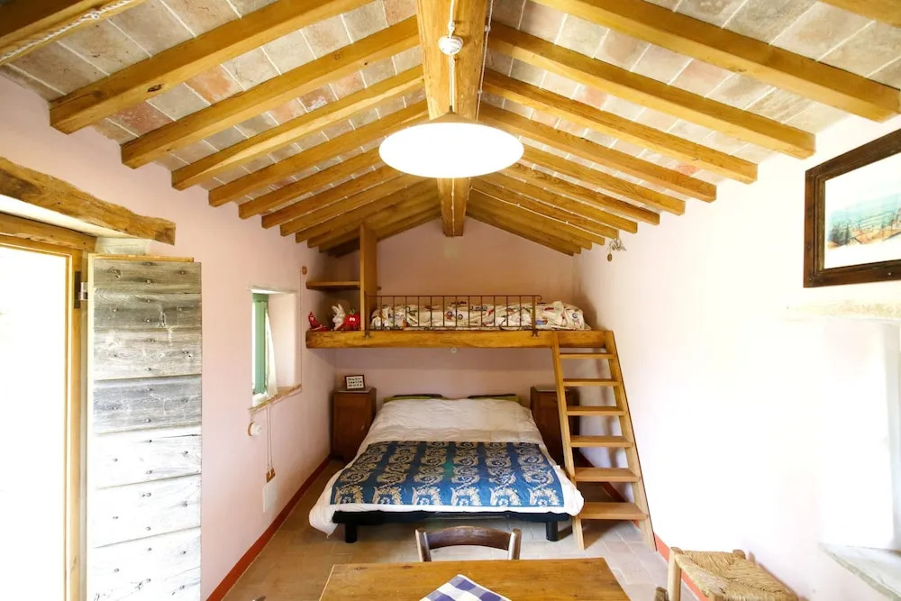 House With one Bedroom in Brancialino, With Shared Pool and Wifi