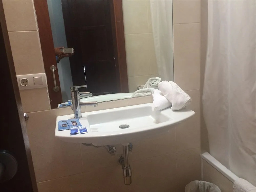 Apartamentos Puerta Real
