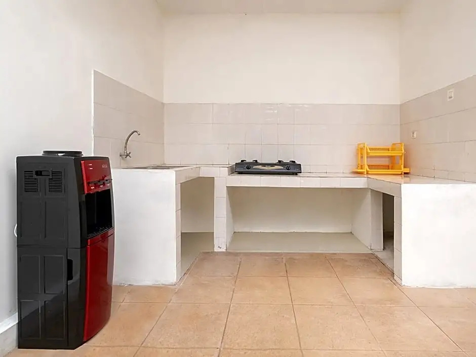 Oyo Life 2807 Nusa Indah Kost Putri