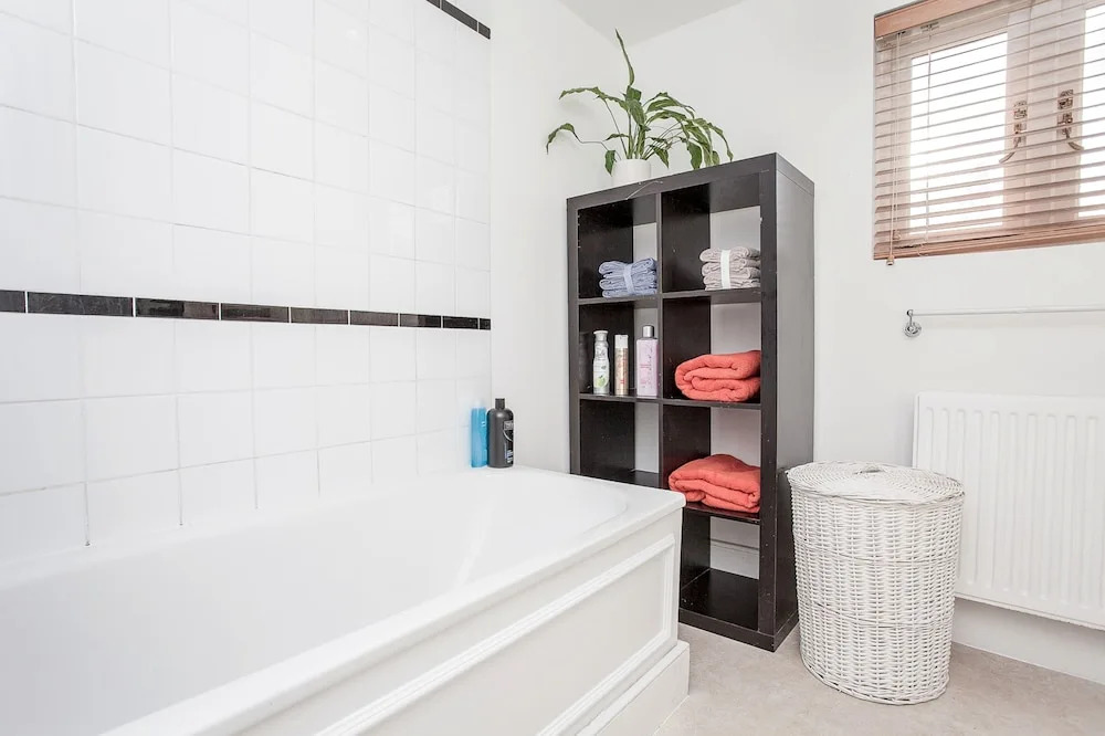 Elegant Victorian 3 Bed Home near Hammersmith