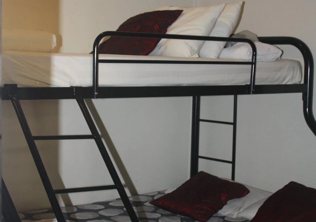 Sensi Backpackers Hostel