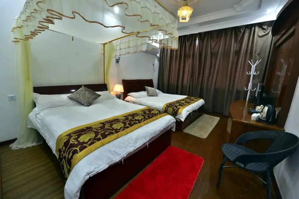 Wuzhen Pomegrante Garden Hotel