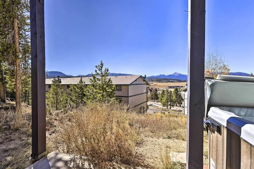 Lovely Fraser Retreat w/ Hot Tub & Fire Pit!