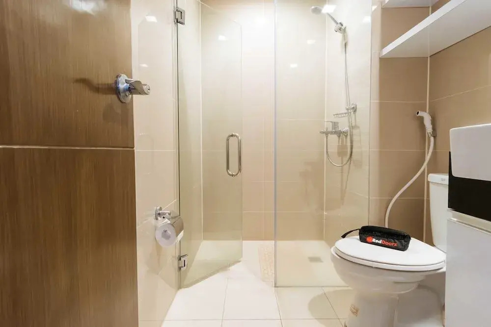 Reddoorz Premium @ Venice Luxury Bgc 2