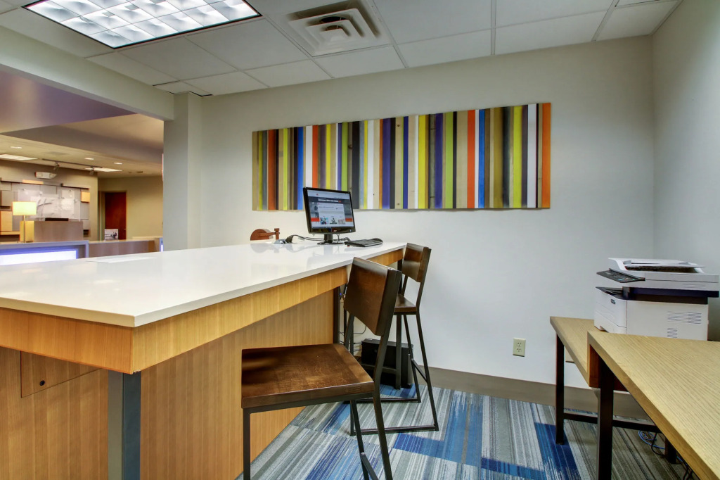 Holiday Inn Express Milwaukee North Brown Deer/Mequon by IHG