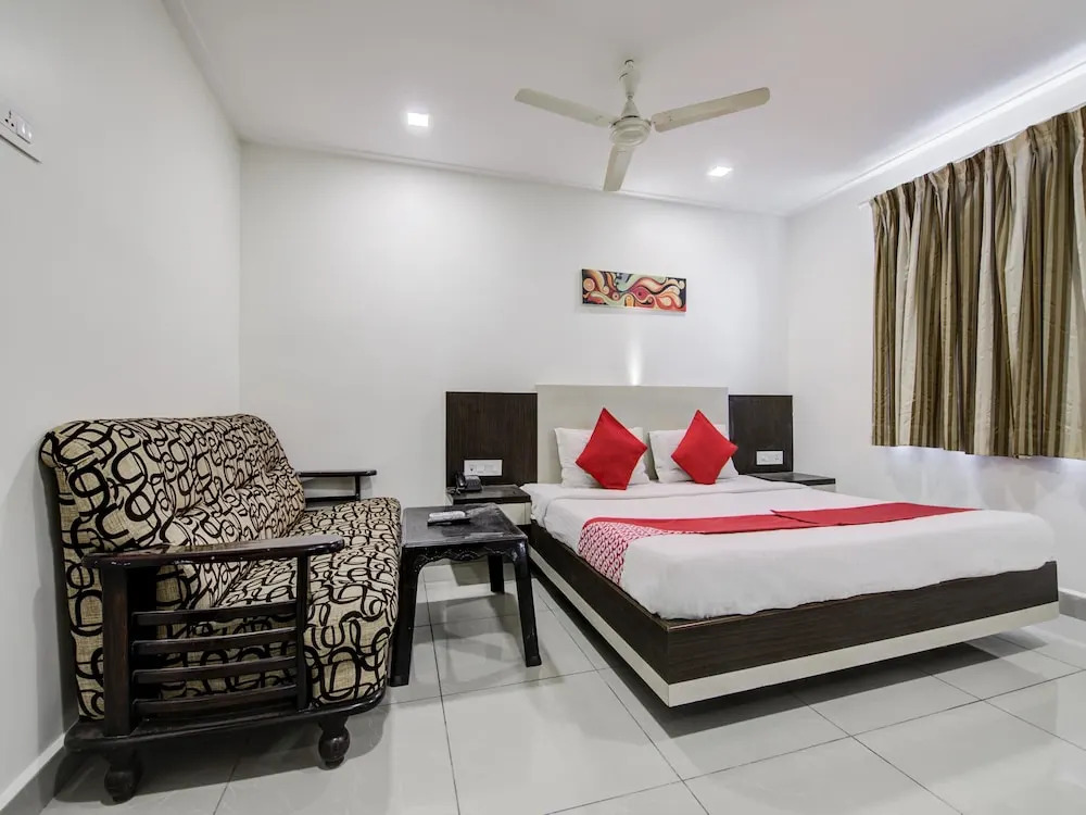 Hotel G Square