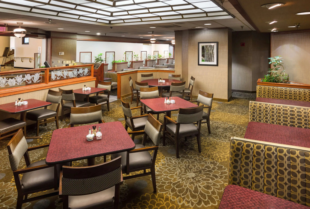 Radisson Hotel Bismarck