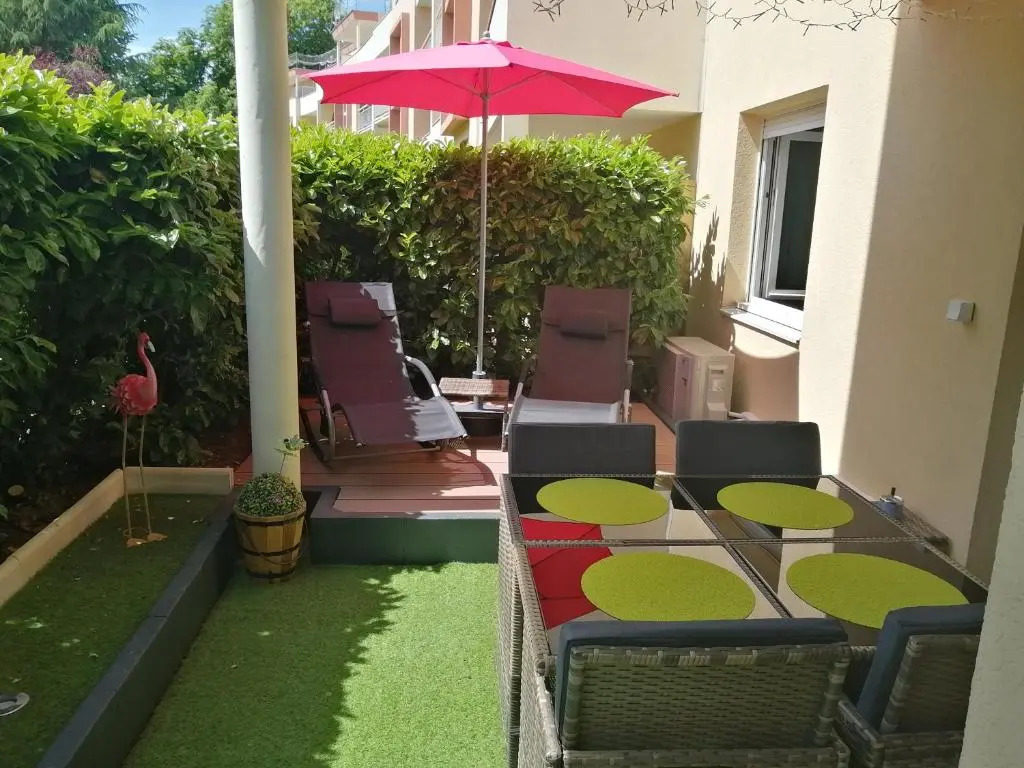 Romantisme et glamour 2 avec spa , clim et jardin