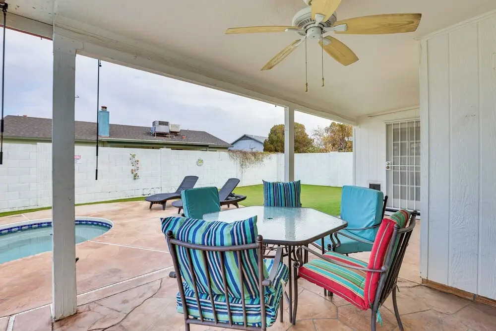 8 Mi to State Farm Stadium! Poolside Retreat