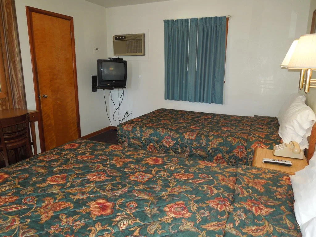 Delux Inn