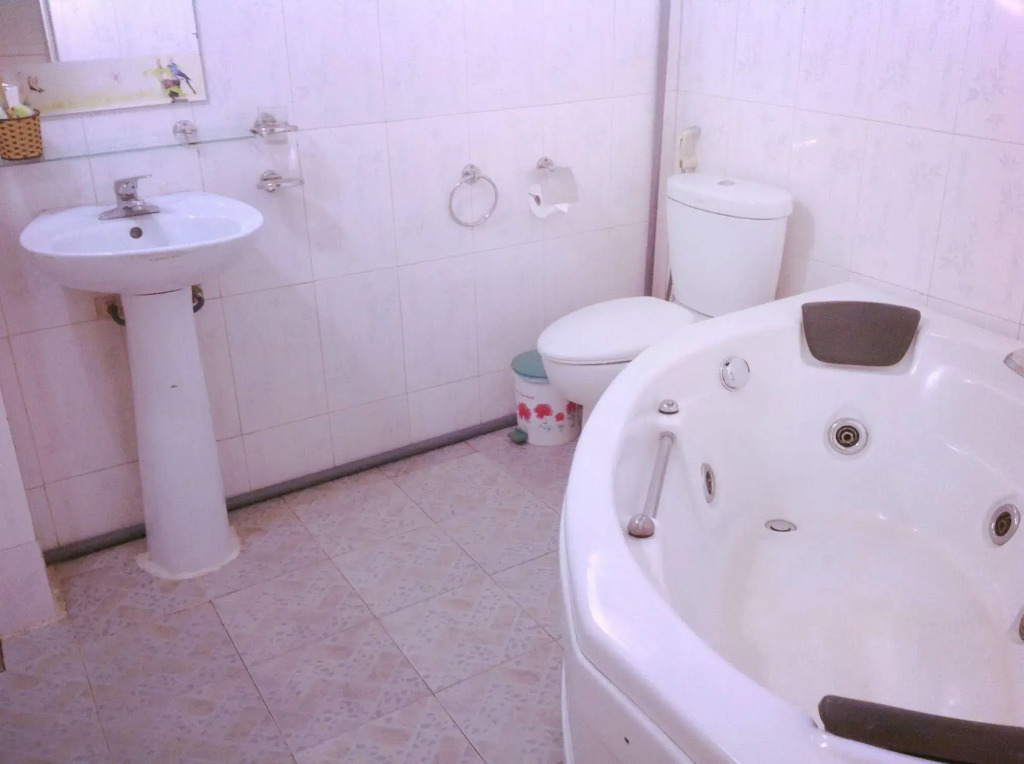 Noi Bai Family Homestay