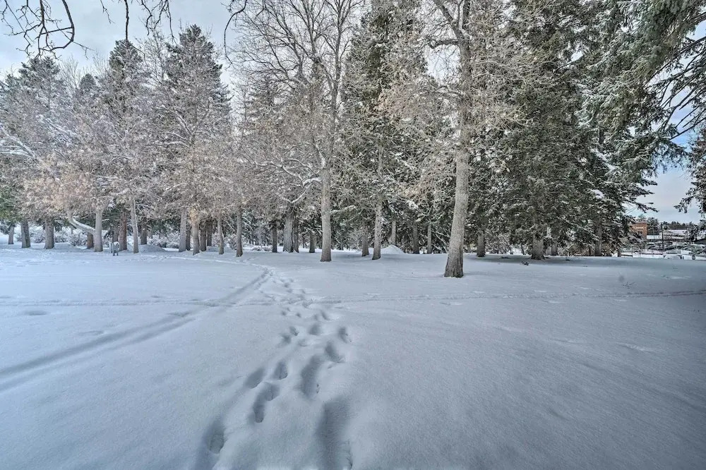 Main St Bozeman Condo - Walk to Parks & Eateries!