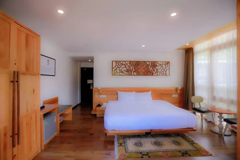 Phuntsho Khangsar Hotel