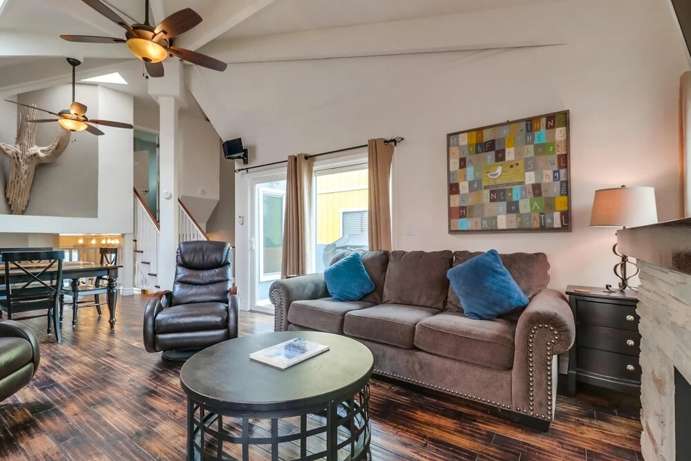 Seascape 750 - 2 Br Home