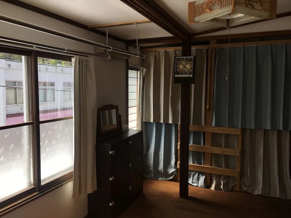 Guest House Sato Shoten - Hostel