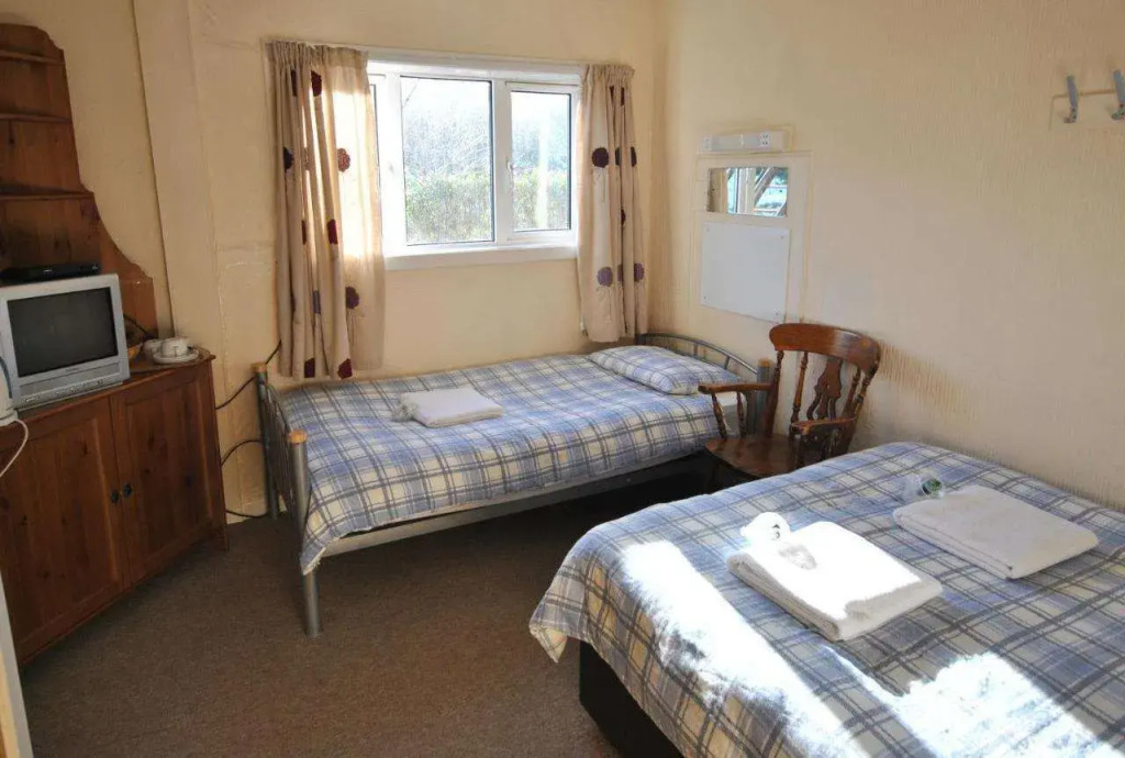 Saucy Marys Private Rooms & Hostel
