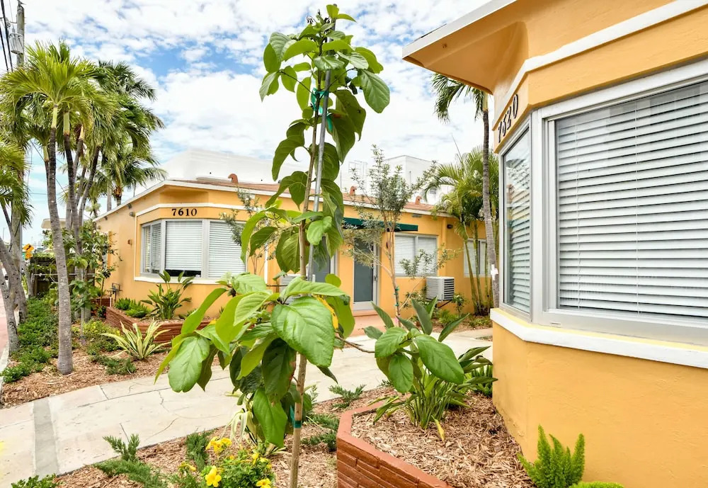 Sirena Suites Miami Beach By Red Group Rentals