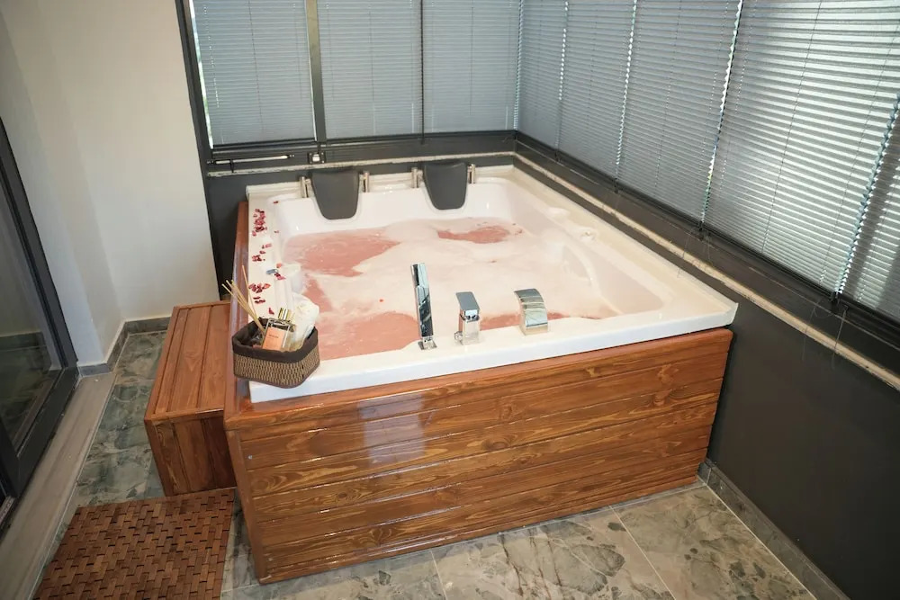 LİMONOTTO SUİT OTEL