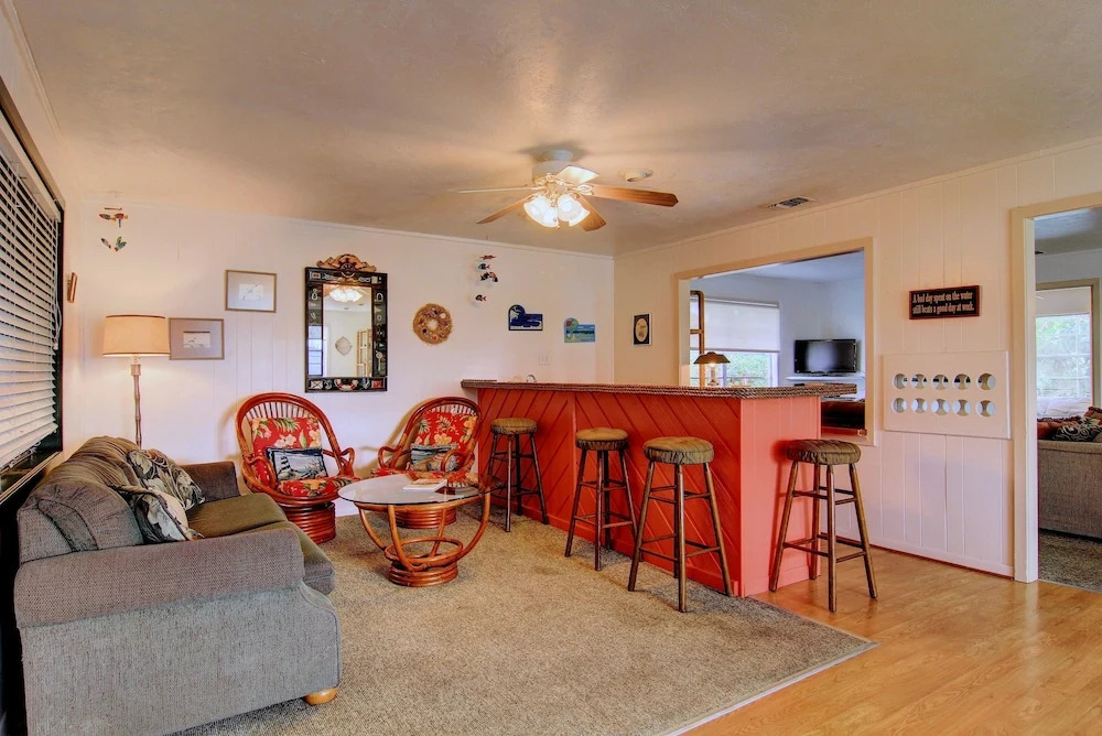 Harbor View Cv411 3 Bedrooms 2 Bathrooms Home