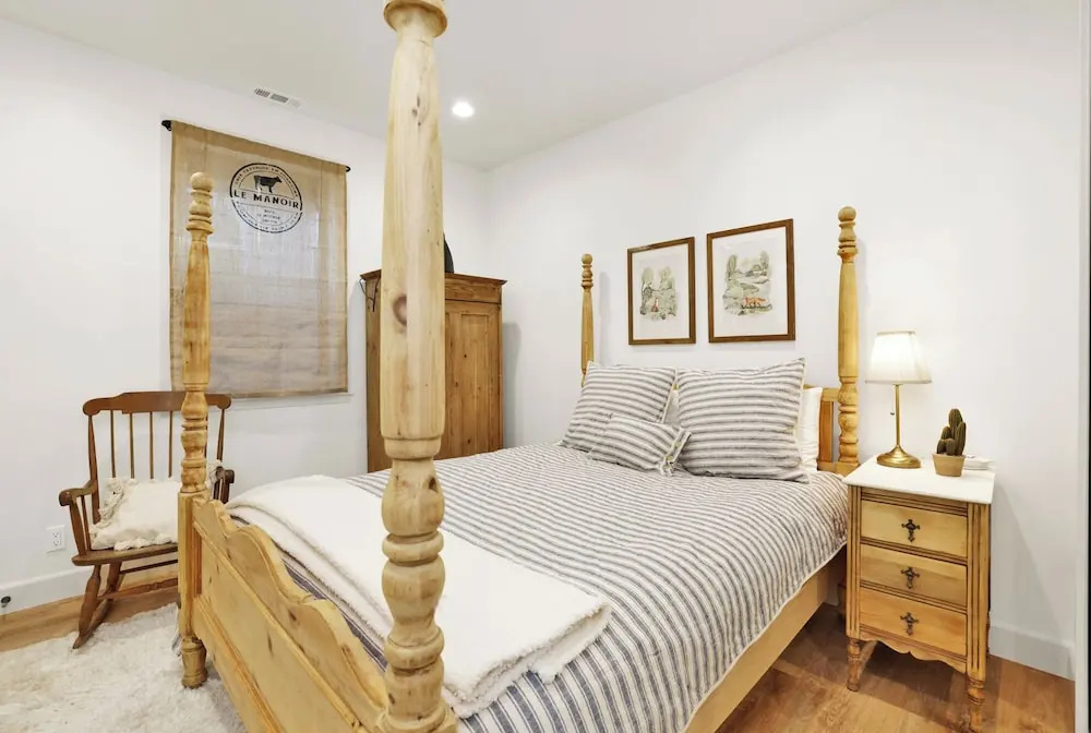 Pine Meadow Village Castle #2301